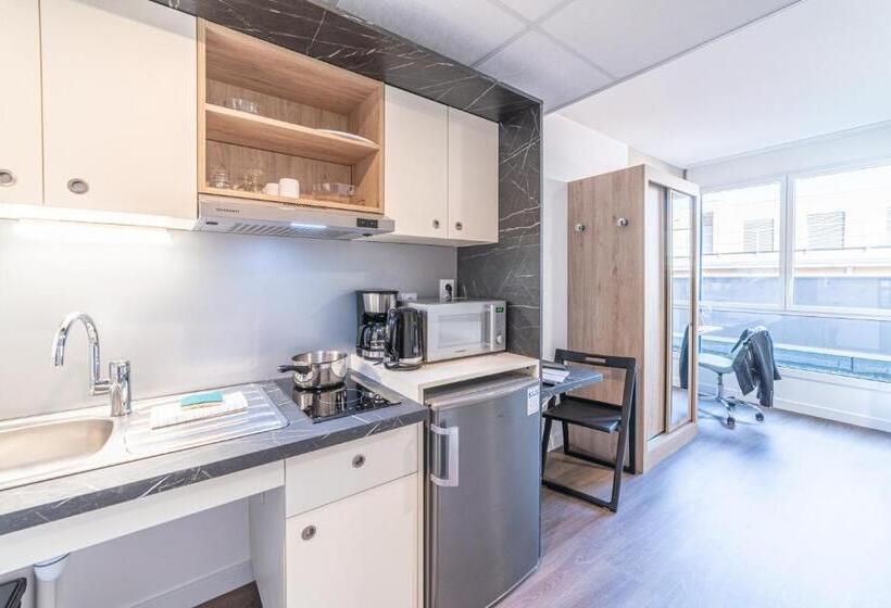 スタンダードスタジオ, Break & Home Clermont Ferrand Les Carmes Dechaux