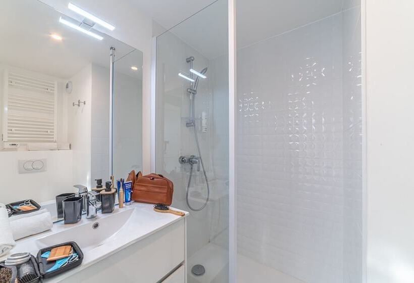 スタンダードスタジオ, Break & Home Clermont Ferrand Les Carmes Dechaux