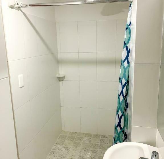 غرفة قياسية, Santorini