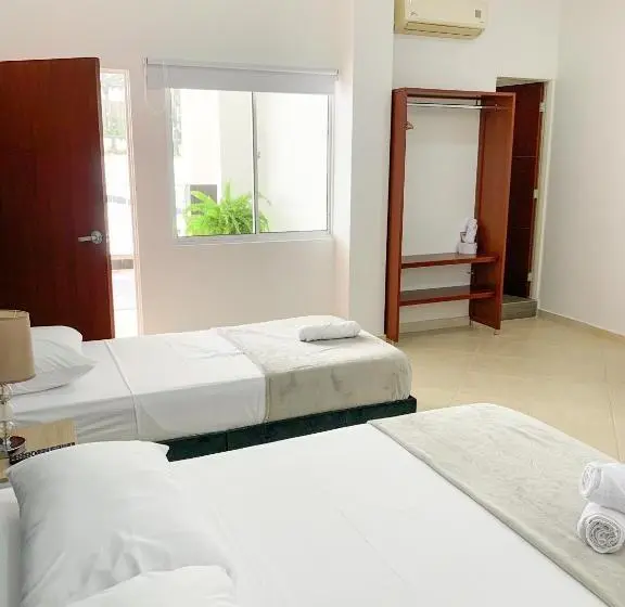 Comfort Kolmen Hengen Huone, Santorini