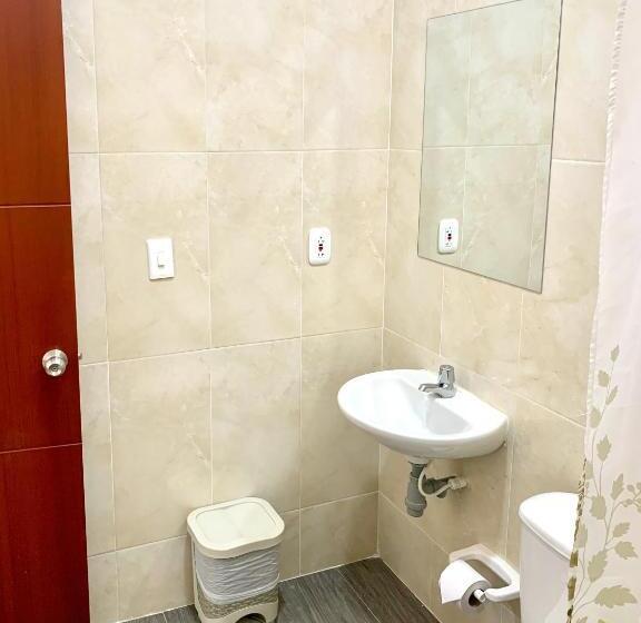 غرفة كومفورت ثلاثية, Santorini