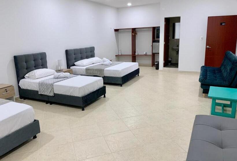 غرفة عائلية, Santorini