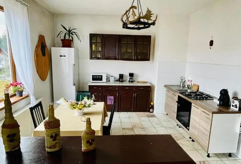 اتاق استاندارد سه نفره, Vila Kira Buşteni