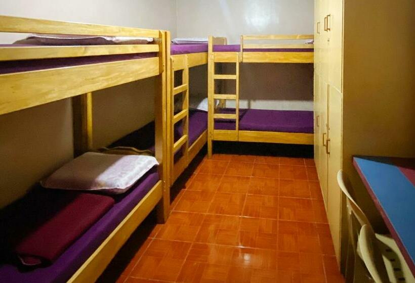 Семейный Номер, Reddoorz Hostel At Mrc Residences Baguio