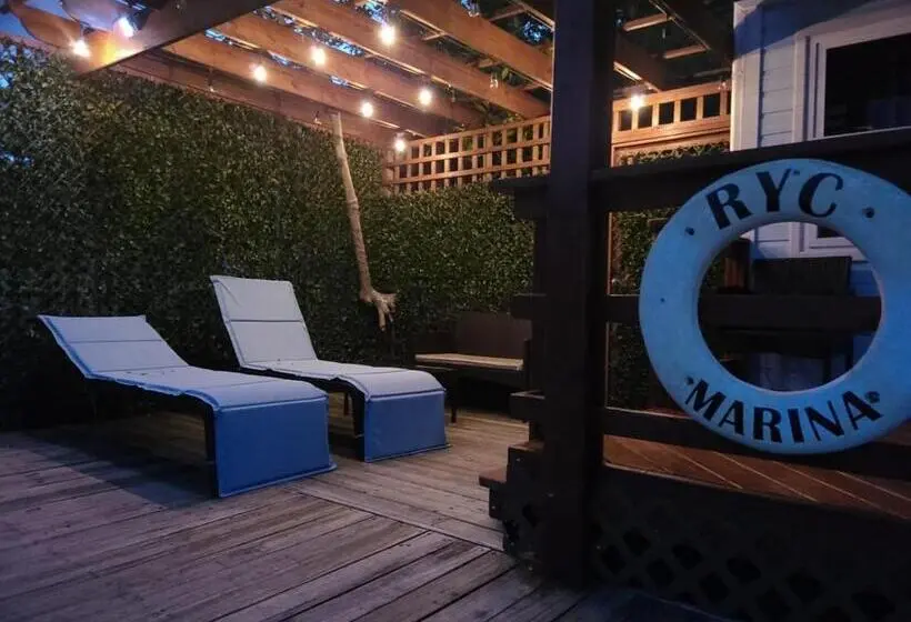 استودیو استاندارد با تخت کینگ, And Dive Center Roatan Yacht Club
