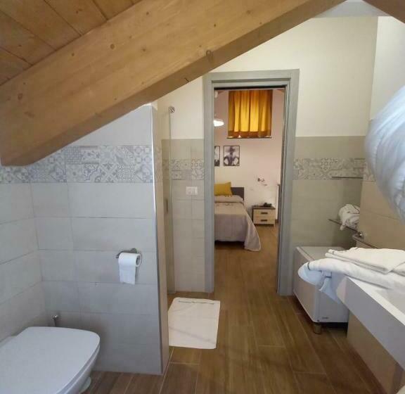 חדר סטנדרט, Amy Dreams