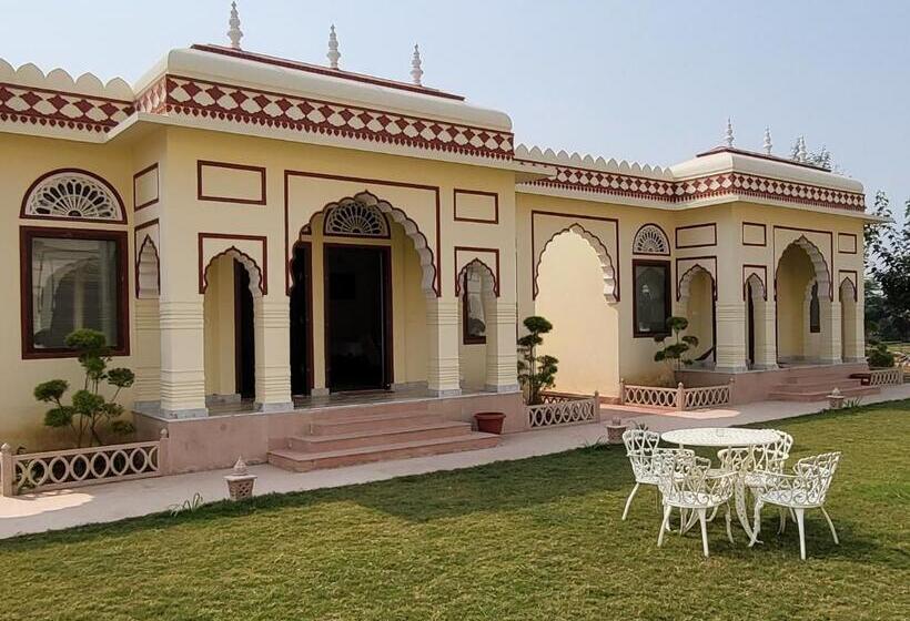 غرفة قياسية سرير كينج, The Grand Barso