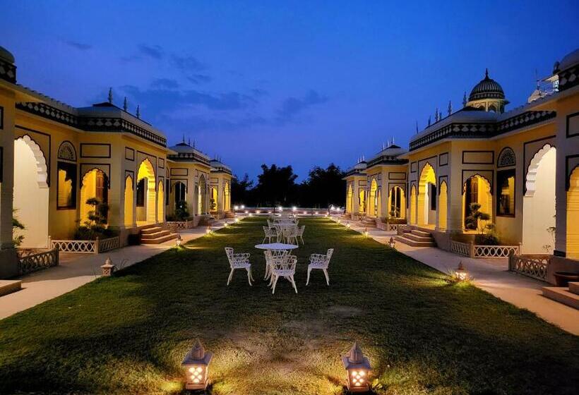 غرفة قياسية سرير كينج, The Grand Barso