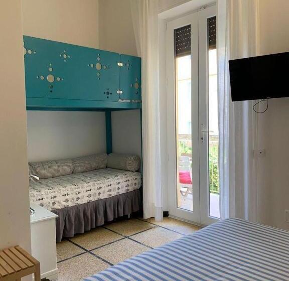 Номер Стандарт, B&b Viale Italia 22