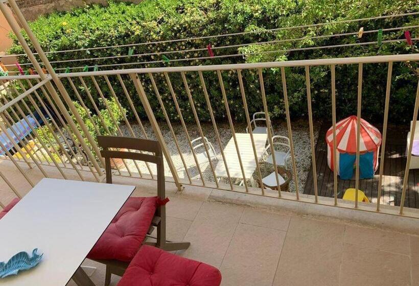 Номер Стандарт, B&b Viale Italia 22