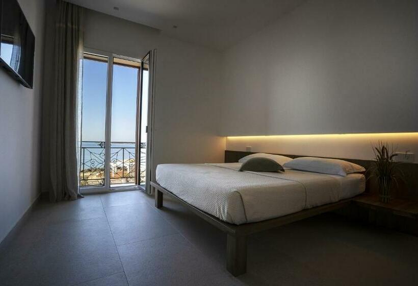 Номер Стандарт Вид на Море, Kalibia Rooms And Suites