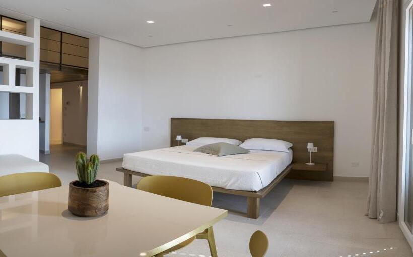 جناح مطلّ علي البحر, Kalibia Rooms And Suites