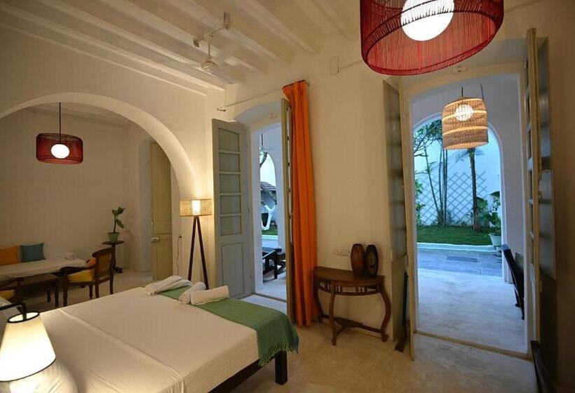 اتاق استاندارد با تخت بزرگ, La Cedille  French Heritage House
