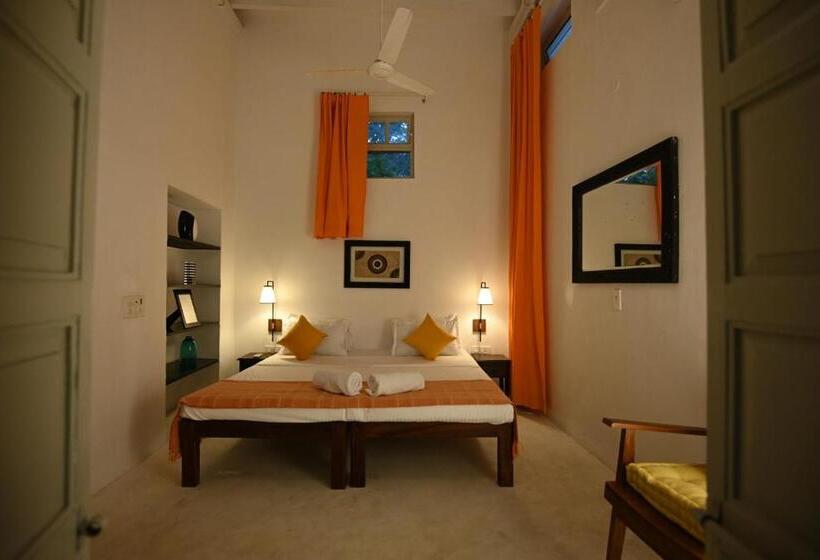 اتاق استاندارد, La Cedille  French Heritage House