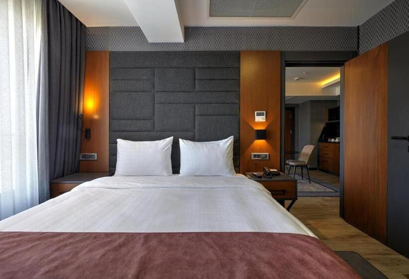 דירת חדר פרמיום, Nova Vista Deluxe & Suites A Member Of Radisson Individuals