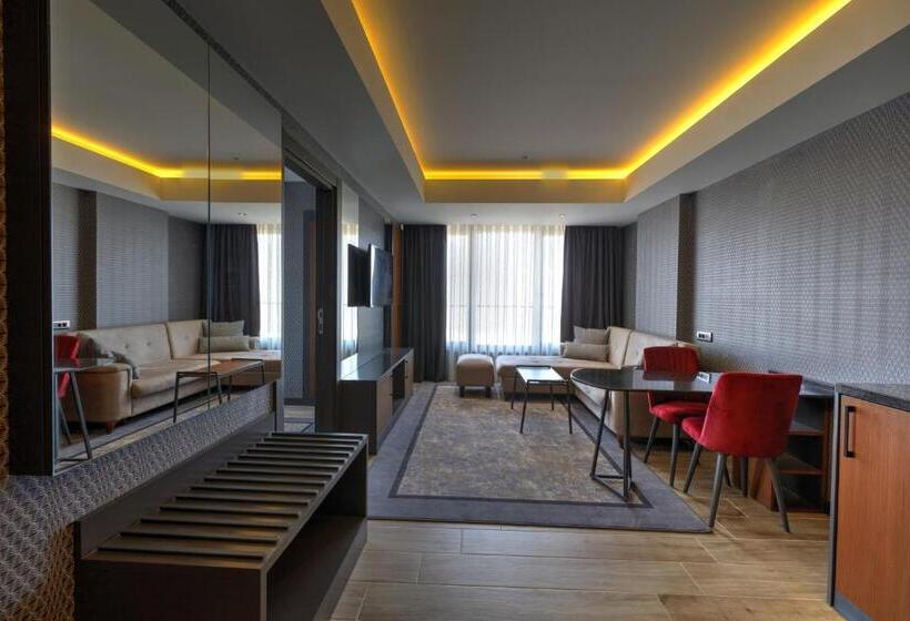 סוויטת 2 חדרי שינה, Nova Vista Deluxe & Suites A Member Of Radisson Individuals