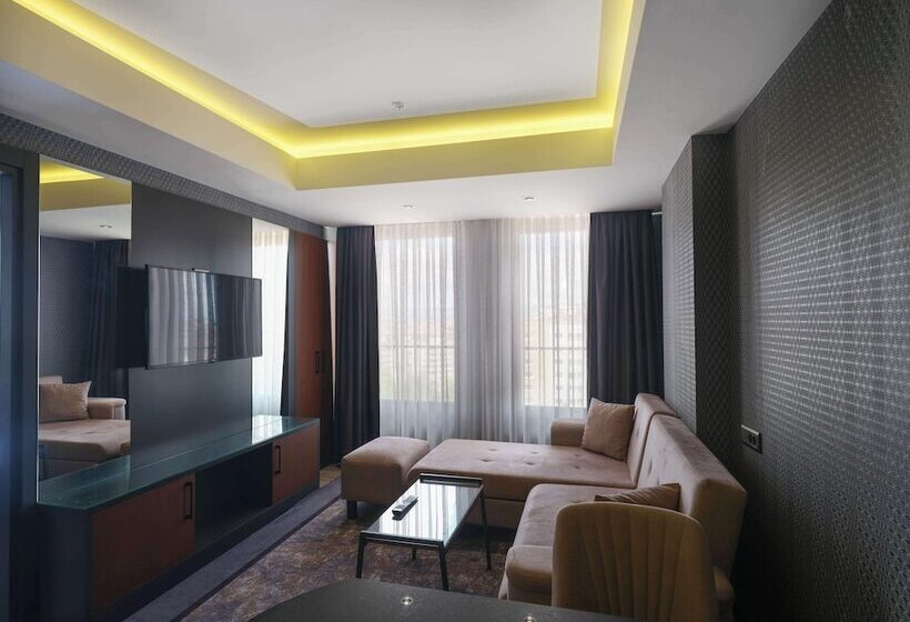 דירת חדר פרמיום, Nova Vista Deluxe & Suites A Member Of Radisson Individuals