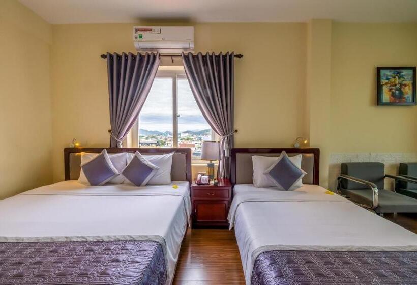 اتاق لوکس سه تخته, Baly Hotel And Spa