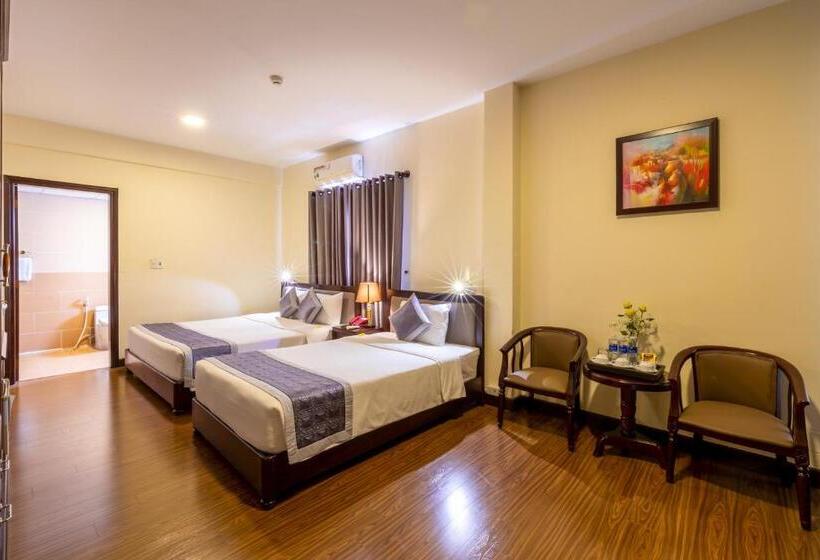 اتاق لوکس سه تخته, Baly Hotel And Spa