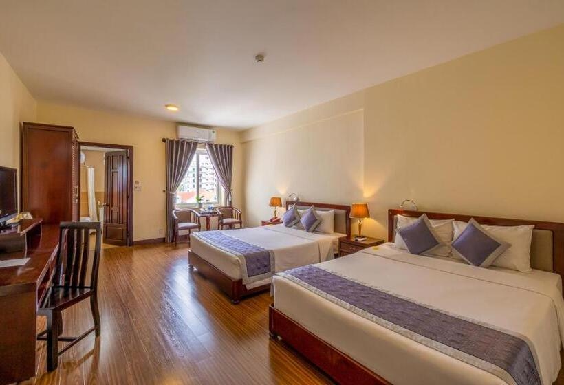 اتاق خانوادگی, Baly Hotel And Spa