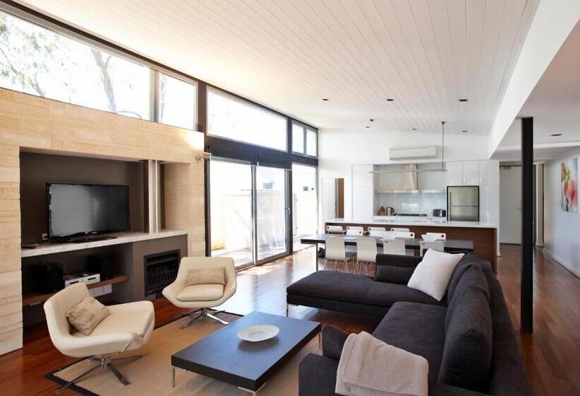 شقة لشخصين مزود بحمام سباحة, Aqua Resort Busselton