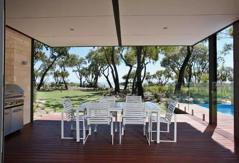 プール付き２人用あアパート, Aqua Resort Busselton