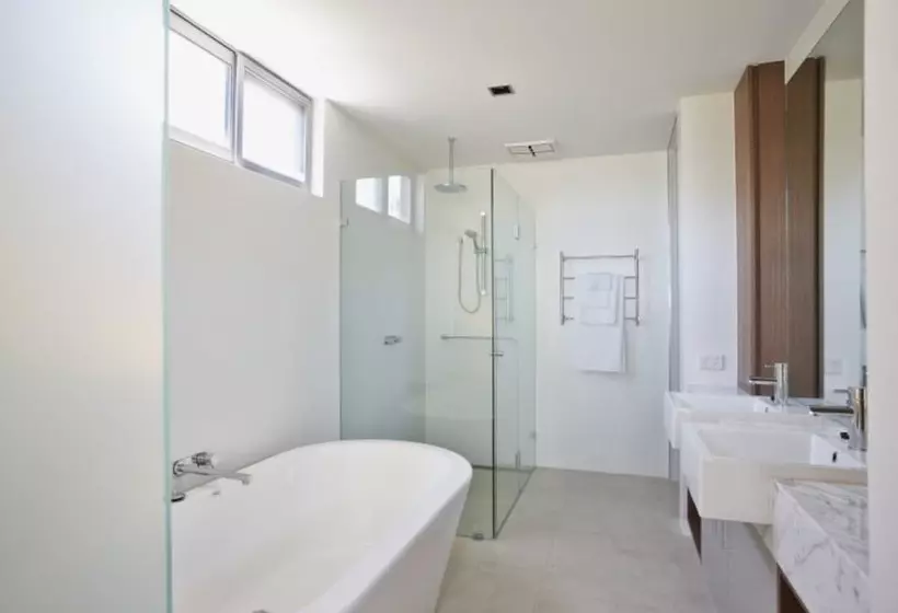 オーシャンビューの３ベッドルームデラックスアパート, Aqua Resort Busselton