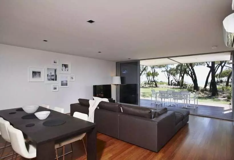 オーシャンビューの２ベッドルームデラックスアパート, Aqua Resort Busselton
