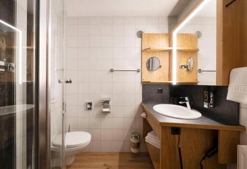 スタンダードルーム, Bergkranz