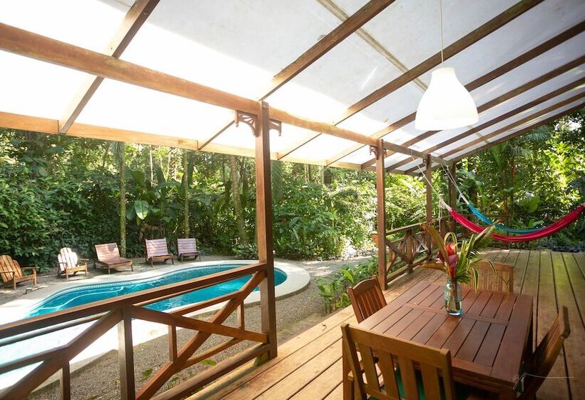 غرفة عائلية, La Kukula Lodge