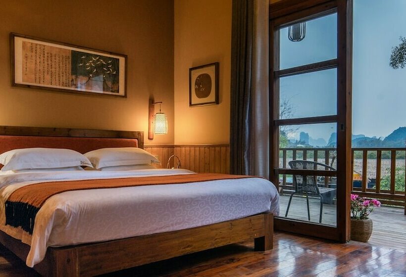 اتاق خانوادگی, Moondance