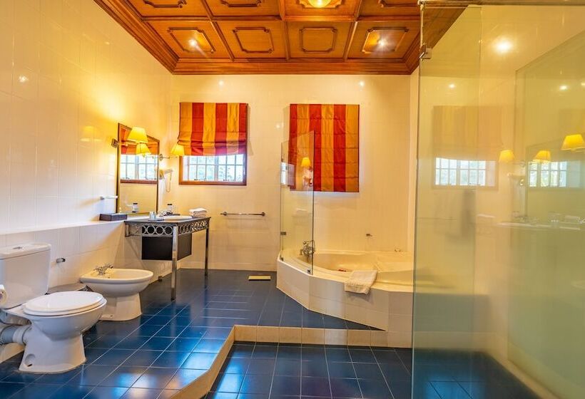 سوئیت پرزیدنت, Muthu Sovereign Suites & Spa, Limuru Road, Nairobi