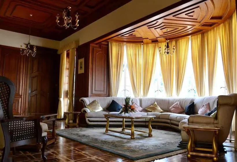 プレジデントスイートルーム, Muthu Sovereign Suites & Spa, Limuru Road, Nairobi
