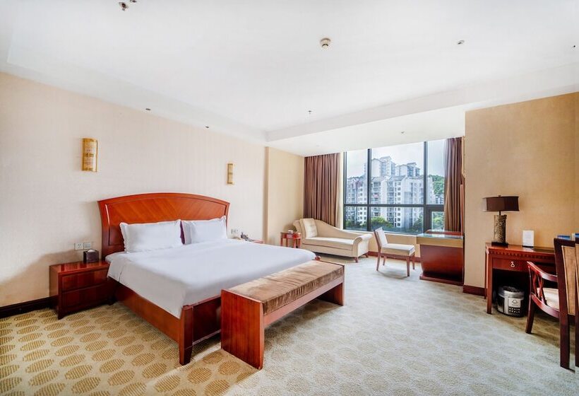 高级套房, Ramada Plaza By Wyndham Chongqing West