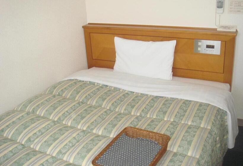 Quarto Estandar Individual, Route Inn Fukui Owada