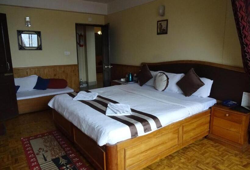 Deluxe Familjerum, Jain Group Hotel Royal Residency