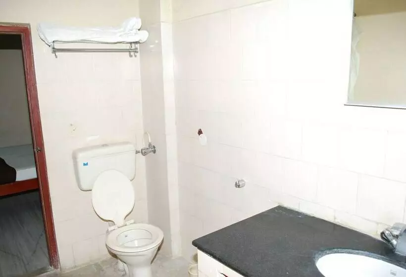 اتاق استاندارد, Sri Sai Residency