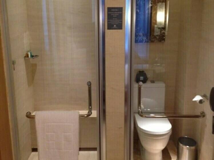 غرفة ديلوكس, Tianfeng International