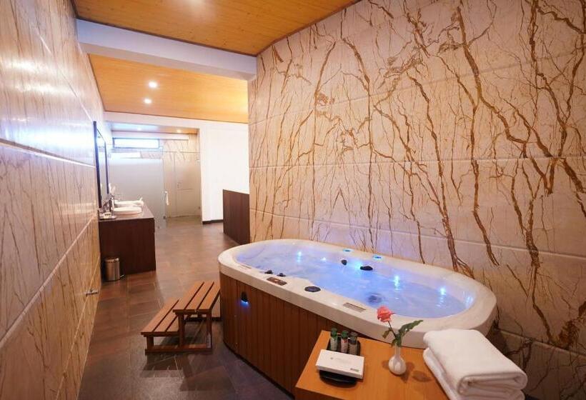 듀플렉스 스위트, Denzong Regency  Luxury Mountain Retreat Spa & Casino