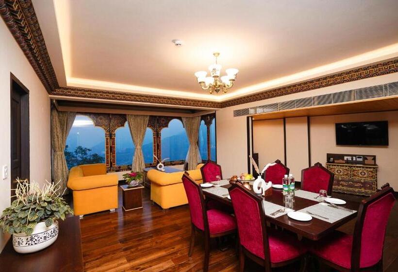 듀플렉스 스위트, Denzong Regency  Luxury Mountain Retreat Spa & Casino