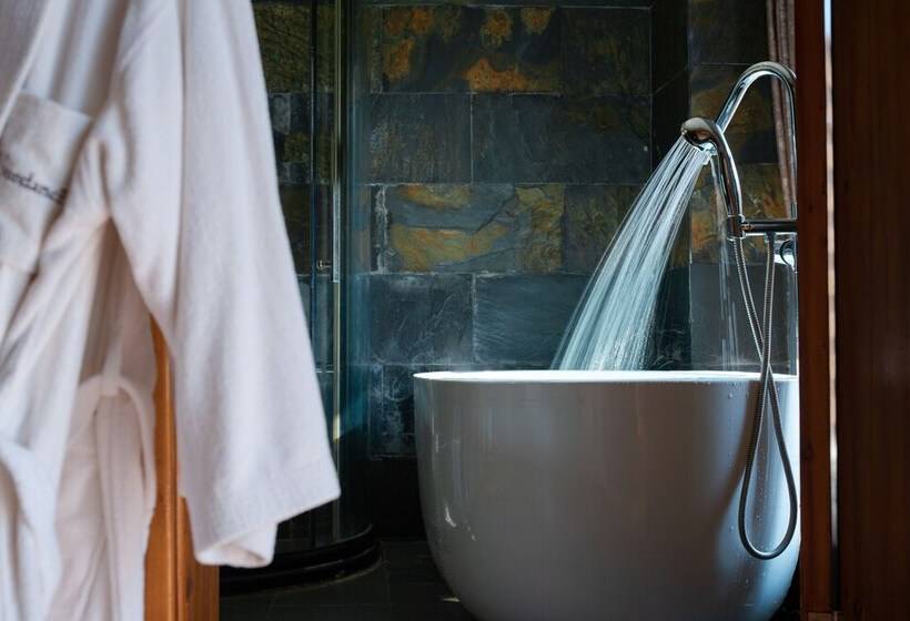 اتاق سوپریور چهار تخته, Moondance