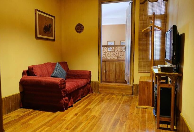 اتاق سوپریور چهار تخته, Moondance