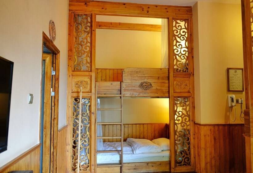 اتاق خانوادگی, Moondance