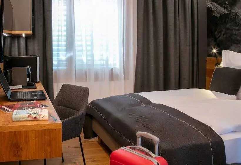 اتاق استاندارد, Landhaus Boutique Motel Contactless Check In