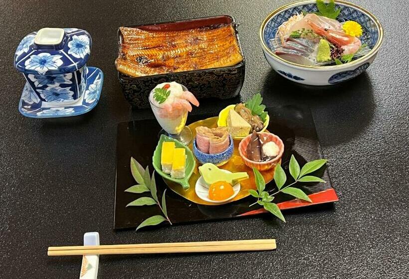 Economy Driepersoonskamer, 割烹旅館霞ヶ浦