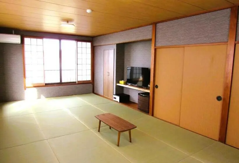 ファミリールーム, 割烹旅館霞ヶ浦