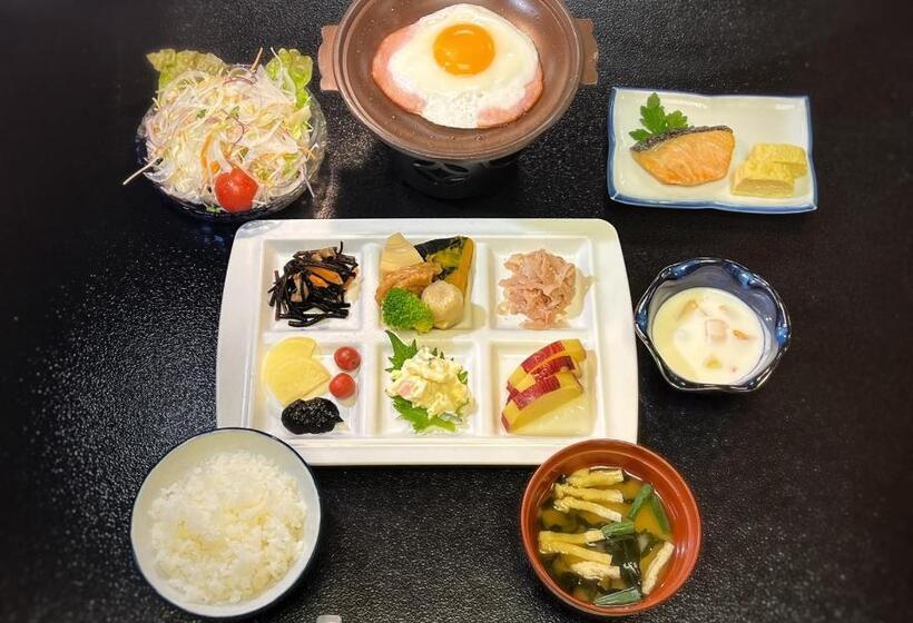 Familiekamer, 割烹旅館霞ヶ浦