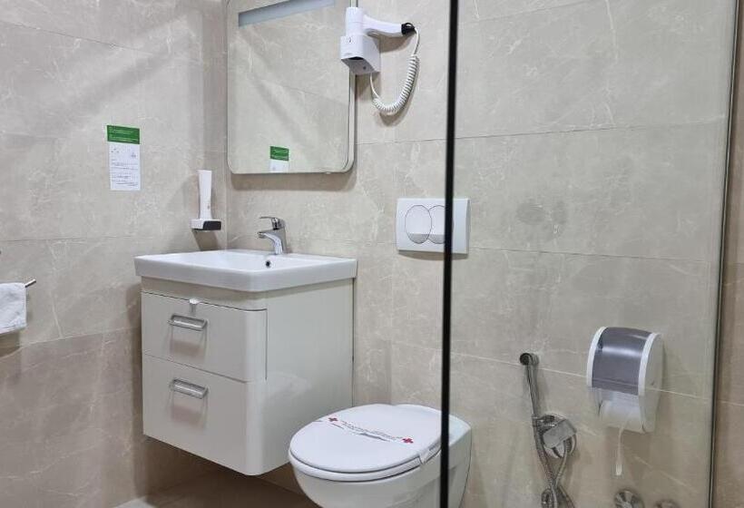 اتاق لوکس با چشمانداز دریا, Citadela Old Town   Gelateria