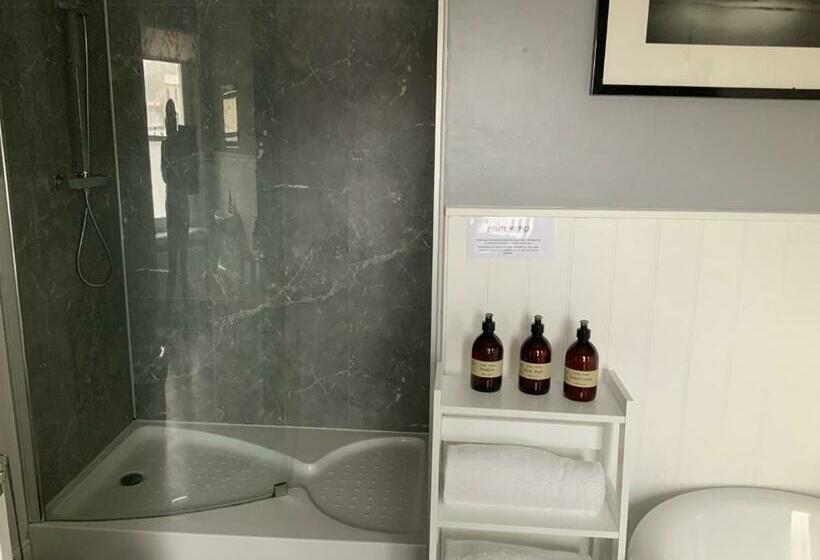 غرفة ديلوكس سرير كينج, Haven House