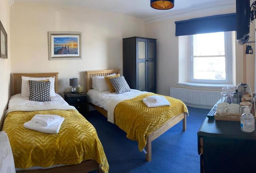 غرفة قياسية, Haven House